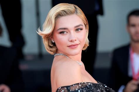 florence pugh topless oppenheimer|Oppenheimer is excellent – but I saw Florence Pughs。